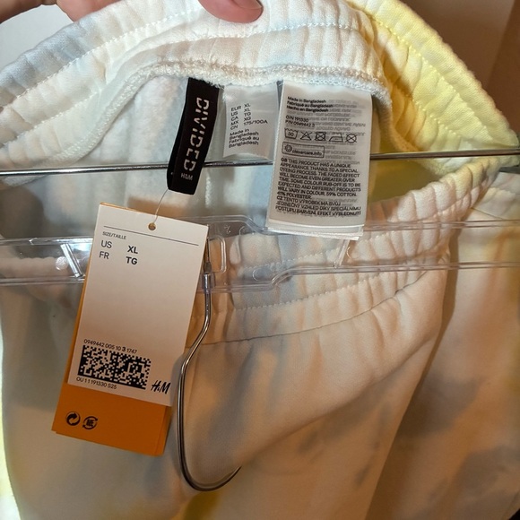 🆕 H&M | Tie-Dye Jogger Sweatpants Size XL - Picture 6 of 6
